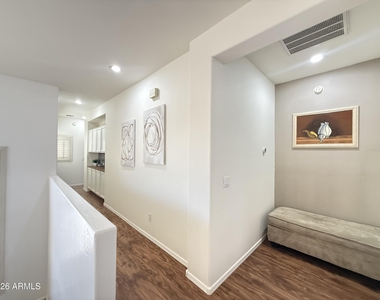 757 W Aloe Place - Photo Thumbnail 13