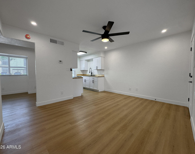 3738 E Mcdowell Road - Photo Thumbnail 8