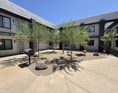 3738 E Mcdowell Road - Photo Thumbnail 3