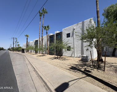 3738 E Mcdowell Road - Photo Thumbnail 2