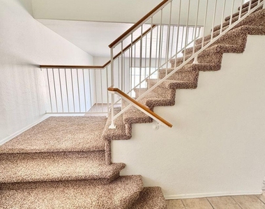 12214 W Apache Street - Photo Thumbnail 10