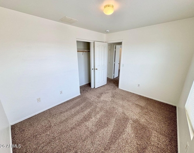 12214 W Apache Street - Photo Thumbnail 21