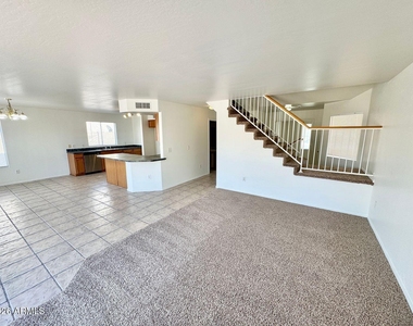 12214 W Apache Street - Photo Thumbnail 5