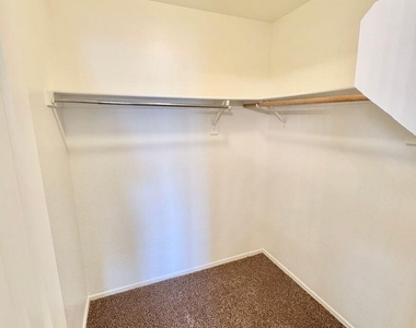 12214 W Apache Street - Photo Thumbnail 26