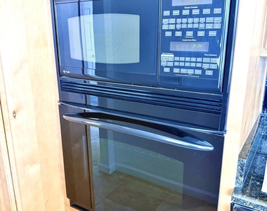 207 W Clarendon Avenue - Photo Thumbnail 5