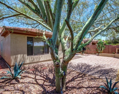 2461 W Muirfield Drive - Photo Thumbnail 19