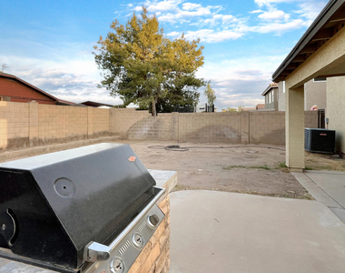 4441 N 111th Lane - Photo Thumbnail 19