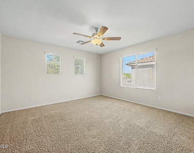 955 E Euclid Avenue - Photo Thumbnail 14