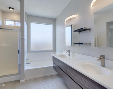 155 E Liberty Lane - Photo Thumbnail 15