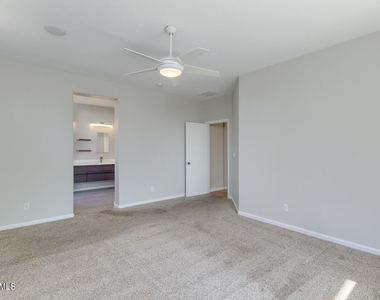 155 E Liberty Lane - Photo Thumbnail 10