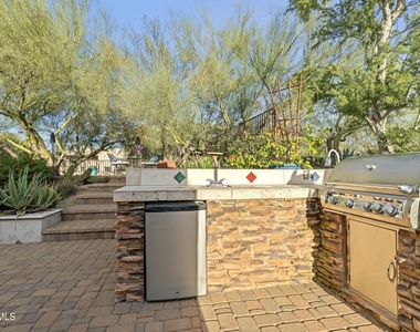 6016 E Rancho Manana Boulevard - Photo Thumbnail 2