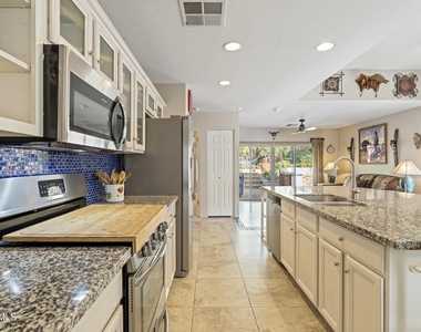 6016 E Rancho Manana Boulevard - Photo Thumbnail 11