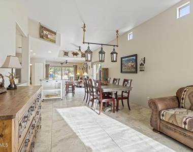 6016 E Rancho Manana Boulevard - Photo Thumbnail 7