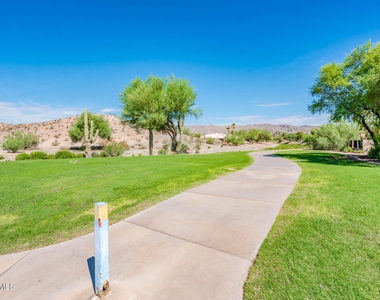 2926 E Brookwood Court - Photo Thumbnail 36