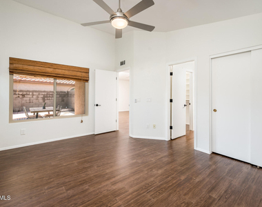 2926 E Brookwood Court - Photo Thumbnail 20