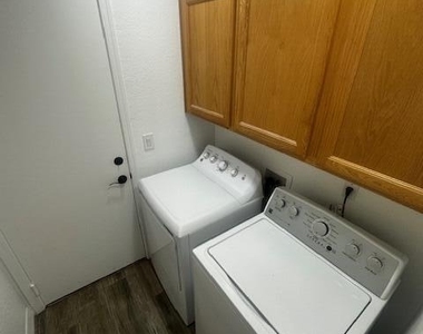 2432 E Cielo Grande Avenue - Photo Thumbnail 14