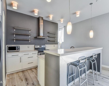 777 W Roosevelt Street - Photo Thumbnail 7