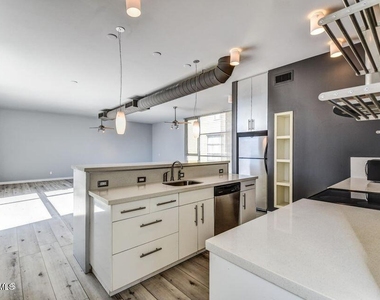 777 W Roosevelt Street - Photo Thumbnail 6