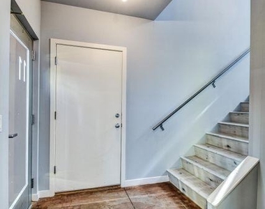 777 W Roosevelt Street - Photo Thumbnail 3