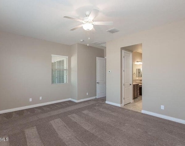 20550 E Raven Drive - Photo Thumbnail 17