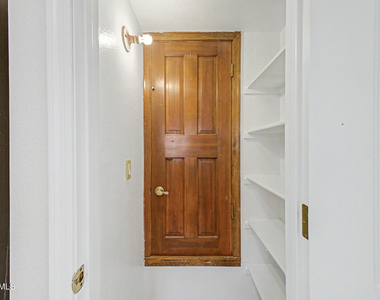 15643 N 50th Street - Photo Thumbnail 27