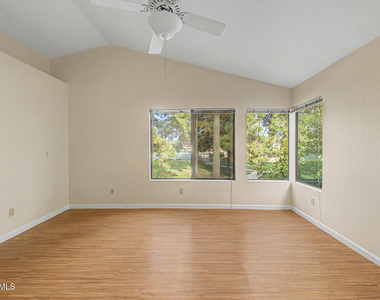15643 N 50th Street - Photo Thumbnail 24