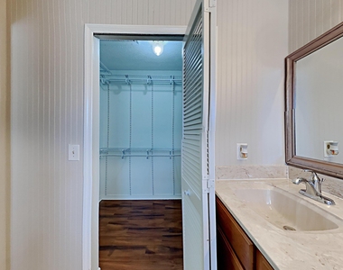 4215 Sw Jarmer Road - Photo Thumbnail 10