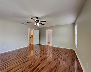 4215 Sw Jarmer Road - Photo Thumbnail 15