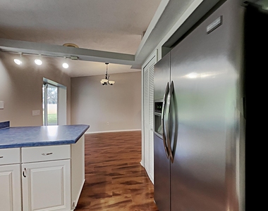 4215 Sw Jarmer Road - Photo Thumbnail 14
