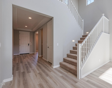 32831 N 19th Lane - Photo Thumbnail 11