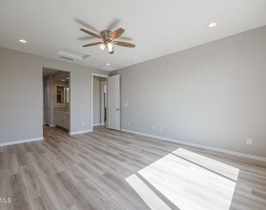 32831 N 19th Lane - Photo Thumbnail 22
