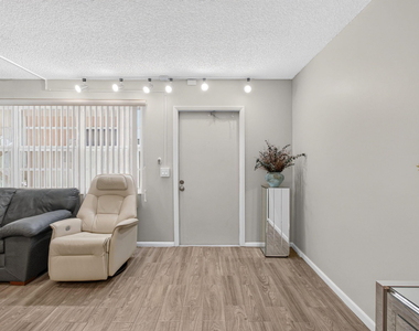 3030 Wolverton B - Photo Thumbnail 2