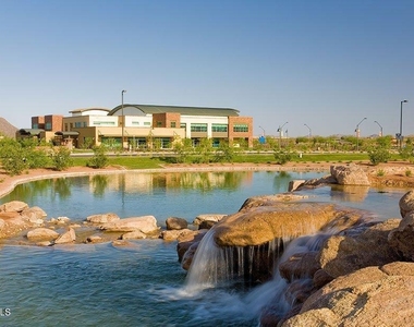 8530 W Millerton Way - Photo Thumbnail 22