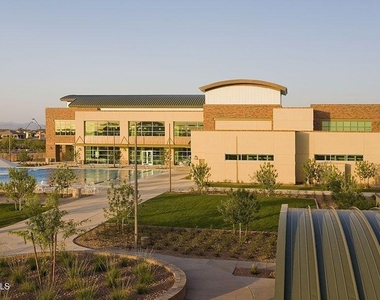 8530 W Millerton Way - Photo Thumbnail 25