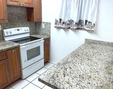 3490 Foxcroft Road - Photo Thumbnail 5