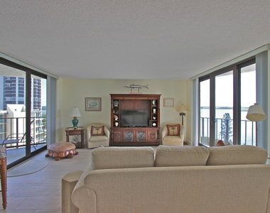 5420 N Ocean Avenue - Photo Thumbnail 3