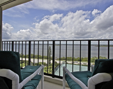 5420 N Ocean Avenue - Photo Thumbnail 36