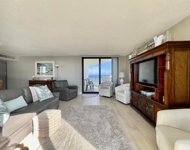 5420 N Ocean Avenue - Photo Thumbnail 4