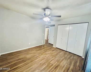 240 S Doran -- - Photo Thumbnail 5