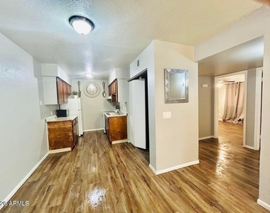 240 S Doran -- - Photo Thumbnail 1