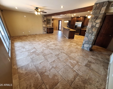 7508 E Cambridge Avenue - Photo Thumbnail 8