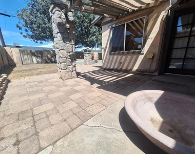 7508 E Cambridge Avenue - Photo Thumbnail 29