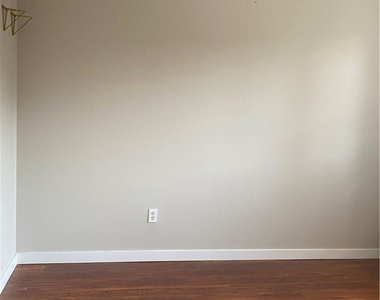 5042 Sw 123rd Terrace - Photo Thumbnail 4
