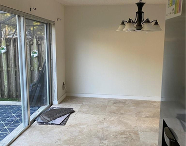 5042 Sw 123rd Terrace - Photo Thumbnail 5