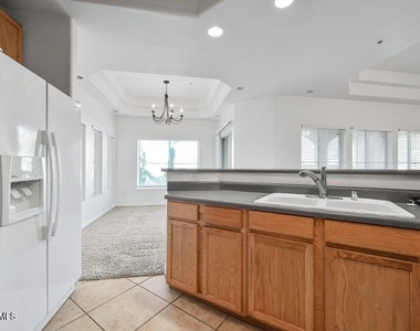 8245 E Bell Road - Photo Thumbnail 12