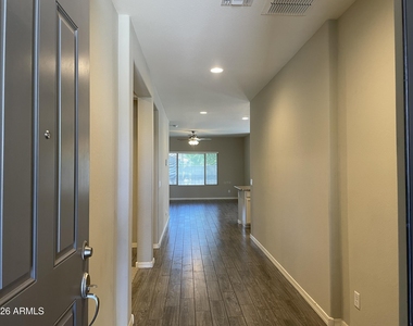 16500 N 181st Avenue - Photo Thumbnail 3
