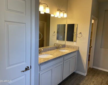 16500 N 181st Avenue - Photo Thumbnail 15
