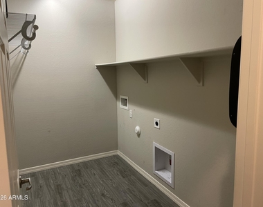 16500 N 181st Avenue - Photo Thumbnail 29