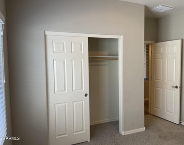 16500 N 181st Avenue - Photo Thumbnail 20