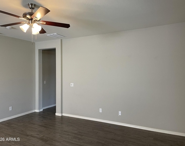 16500 N 181st Avenue - Photo Thumbnail 10